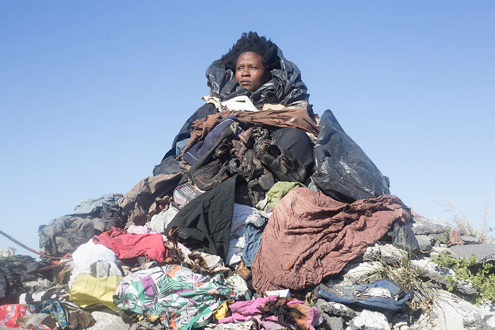 Lindeka Qampi: Unomadlaka dlaka, Harare Township, Khayelitsha, Cape Town